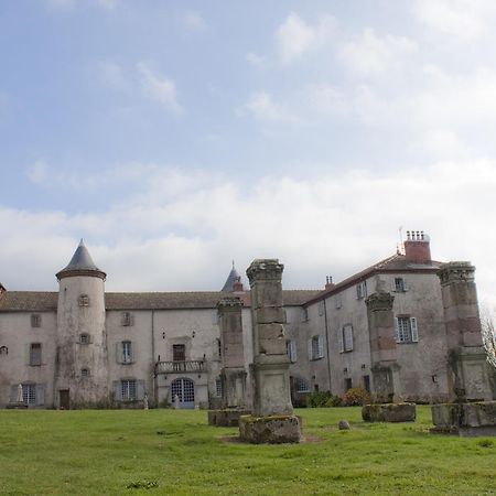 Chateau De Chantelauze Olliergues Luaran gambar